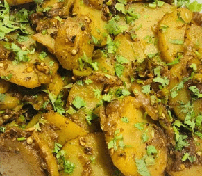 Maharashtrian Aloo Bhujne