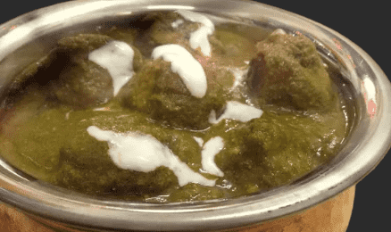 Corn Kofta in Spinach Curry